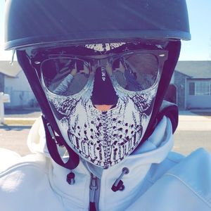 Meet your Posher, Lea